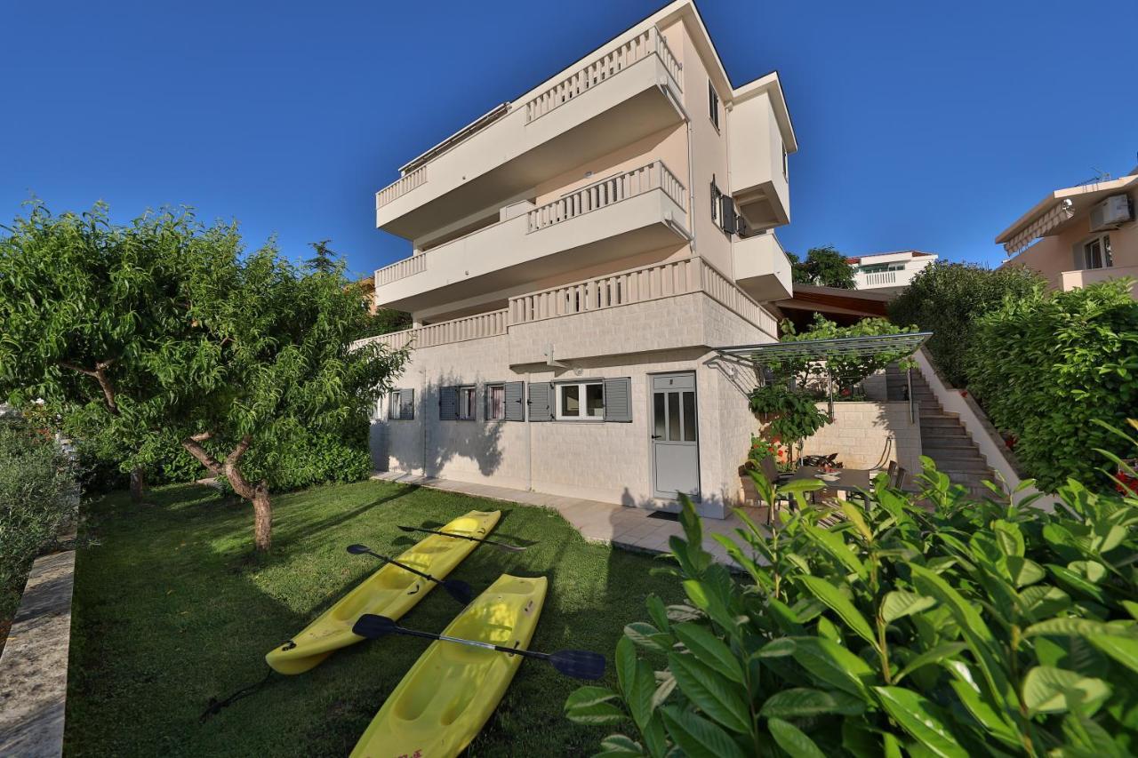 Rajcic Apartments โรกอซนิซา ภายนอก รูปภาพ